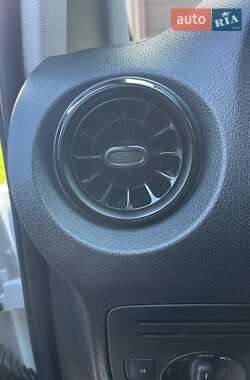 Мінівен Mercedes-Benz Vito 2021 в 