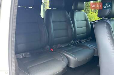 Мінівен Mercedes-Benz Vito 2021 в 
