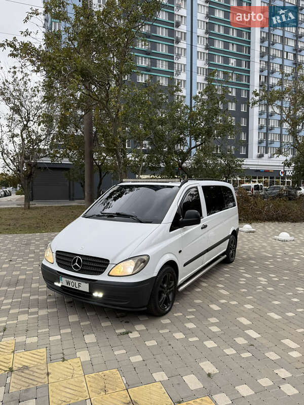 Минивэн Mercedes-Benz Vito 2006 в Одессе