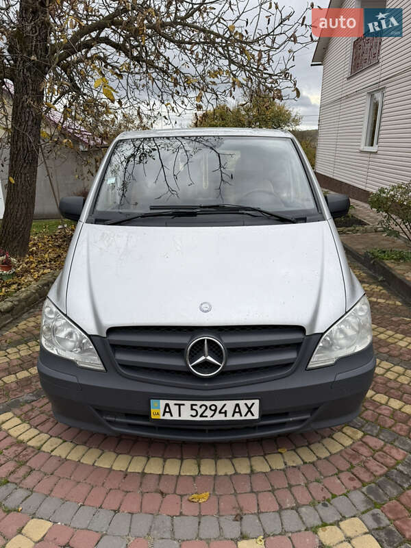 Грузопассажирский фургон Mercedes-Benz Vito 2011 в Калуше