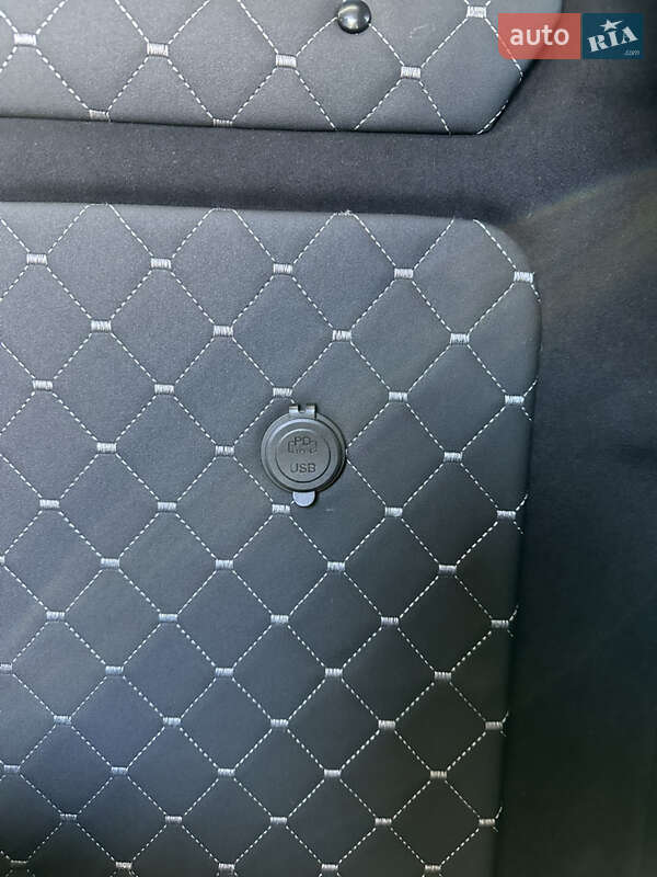 Минивэн Mercedes-Benz Vito 2017 в Коломые фото 42 Минивэн Mercedes-Benz Vito 2017 в Коломые