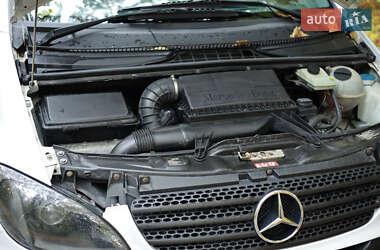 Минивэн Mercedes-Benz Vito 2005 в  фото 12 Минивэн Mercedes-Benz Vito 2005 в