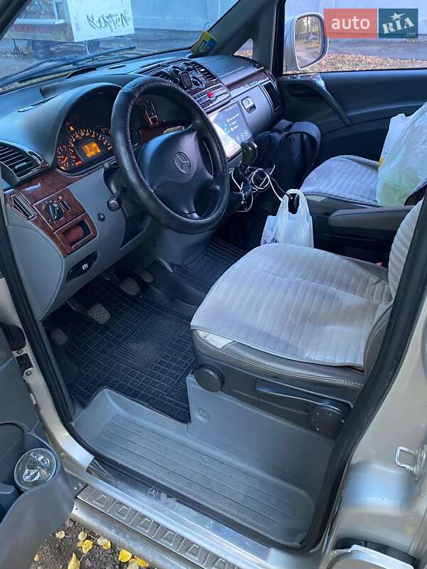 Минивэн Mercedes-Benz Vito 2005 в Киеве