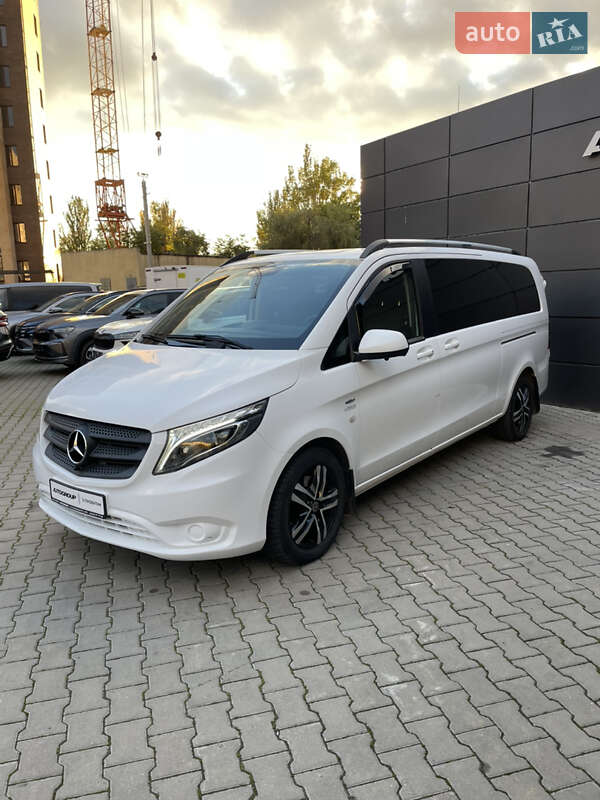 Мінівен Mercedes-Benz Vito 2017 в Одесі