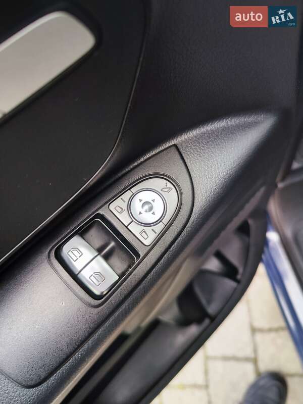 Мінівен Mercedes-Benz Vito 2020 в Львові