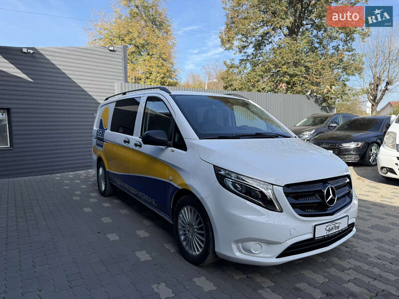 Минивэн Mercedes-Benz Vito 2016 в Черновцах