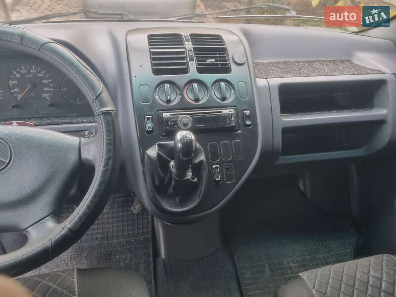 Мінівен Mercedes-Benz Vito 1997 в Мукачевому