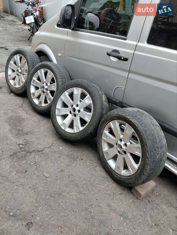 Мінівен Mercedes-Benz Vito 2004 в Києві