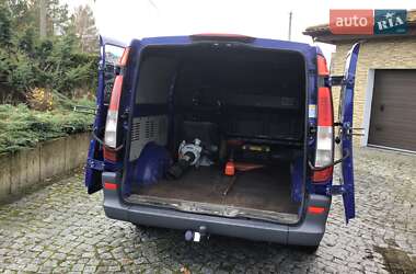 Грузовой фургон Mercedes-Benz Vito 2012 в  фото 3 Грузовой фургон Mercedes-Benz Vito 2012 в