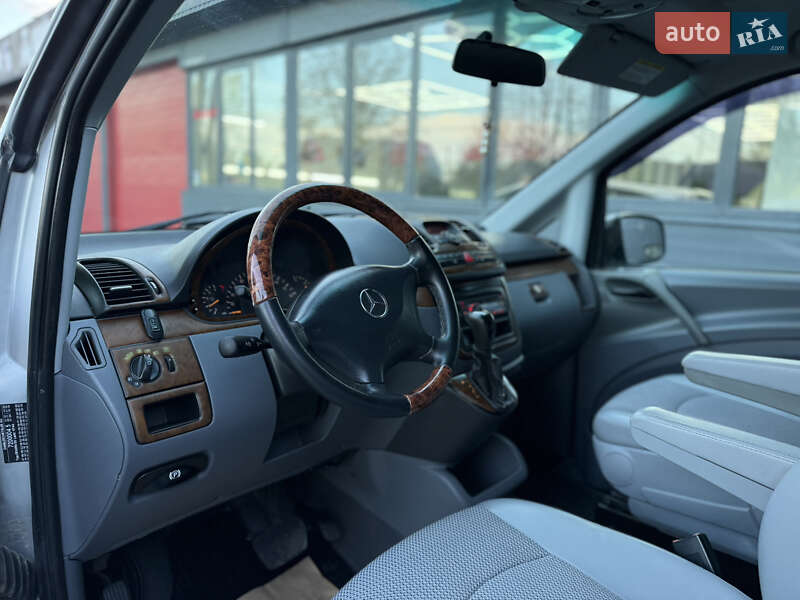 Минивэн Mercedes-Benz Vito 2006 в Черновцах