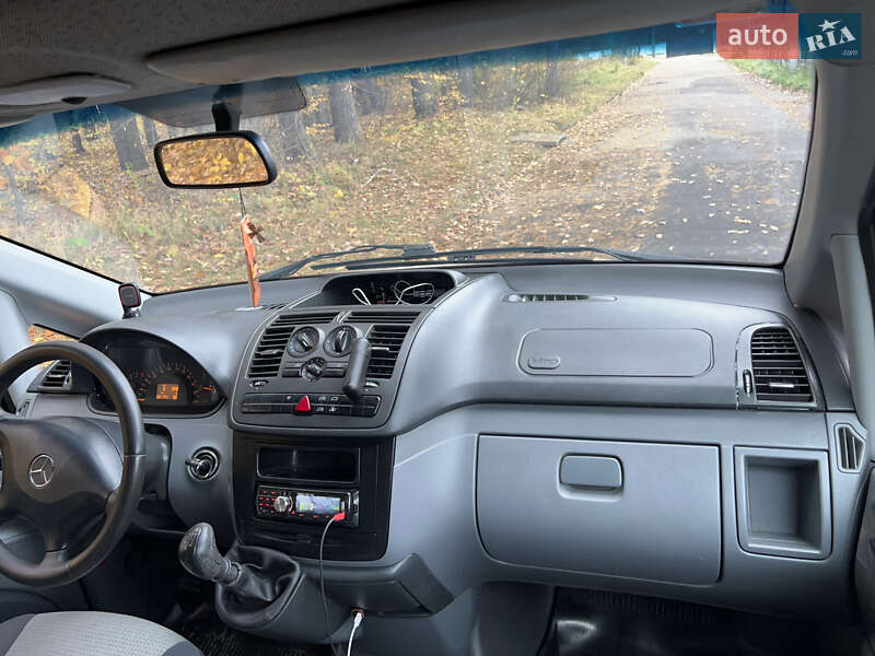 Минивэн Mercedes-Benz Vito 2006 в Житомире