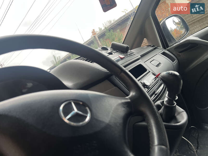 Минивэн Mercedes-Benz Vito 2006 в Житомире