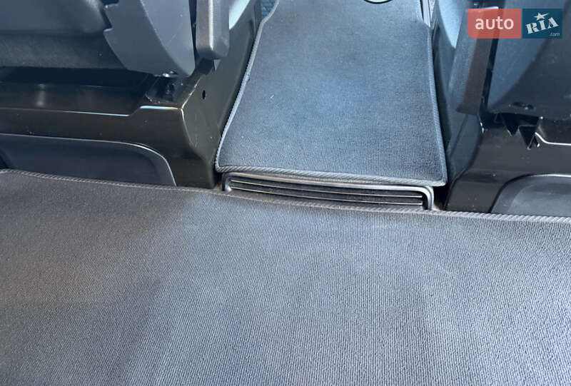 Минивэн Mercedes-Benz Vito 2020 в Киеве фото 8 Минивэн Mercedes-Benz Vito 2020 в Киеве