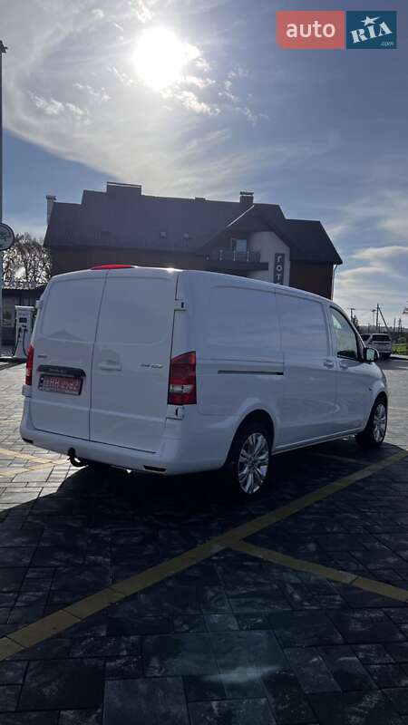 Микроавтобус грузовой (до 3,5т) Mercedes-Benz Vito 2021 в Звягеле