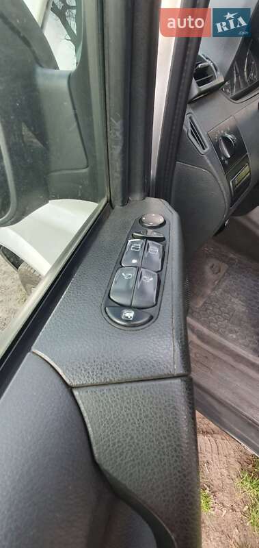 Минивэн Mercedes-Benz Vito 2011 в Одессе фото 6 Минивэн Mercedes-Benz Vito 2011 в Одессе