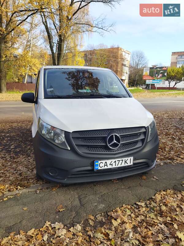 Мінівен Mercedes-Benz Vito 2015 в Умані