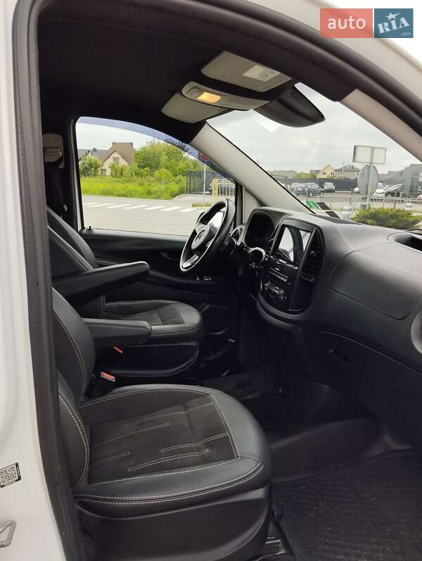 Минивэн Mercedes-Benz Vito 2016 в Рованцах