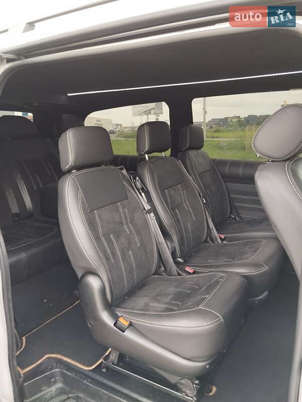 Минивэн Mercedes-Benz Vito 2016 в Рованцах