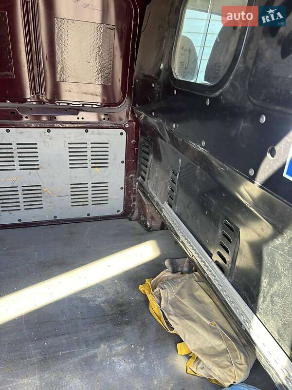 Вантажний фургон Mercedes-Benz Vito 2012 в Калуші