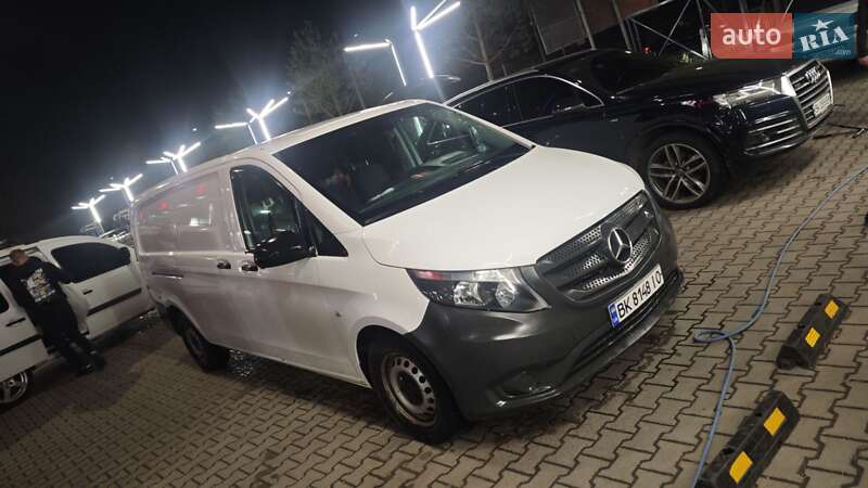Грузовой фургон Mercedes-Benz Vito 2019 в Ровно