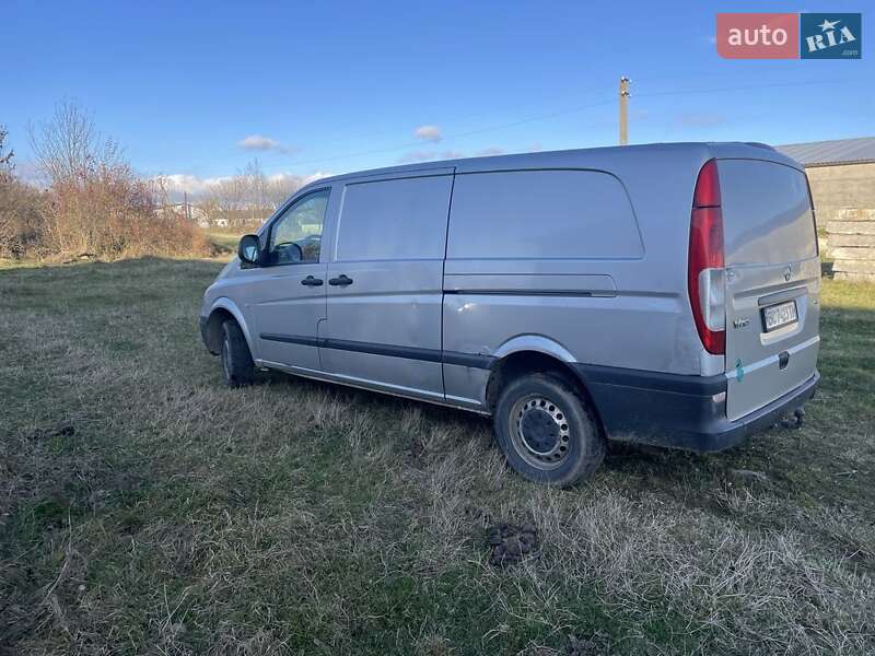 Грузовой фургон Mercedes-Benz Vito 2005 в Стрые
