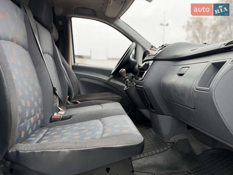 Минивэн Mercedes-Benz Vito 2004 в Ровно