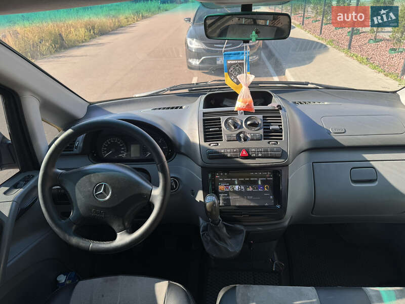 Вантажний фургон Mercedes-Benz Vito 2010 в Києві