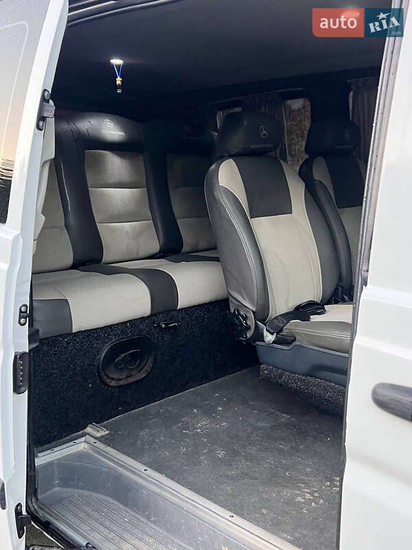 Минивэн Mercedes-Benz Vito 2005 в Сколе