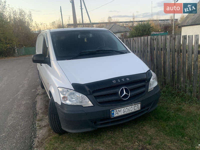 Mercedes-Benz Vito 2013