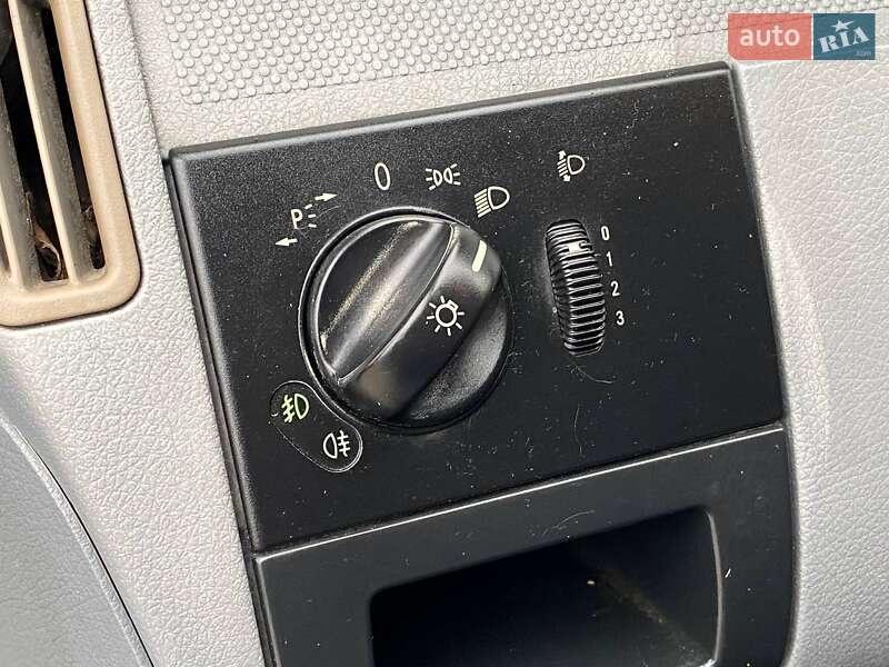 Минивэн Mercedes-Benz Vito 2006 в Киеве