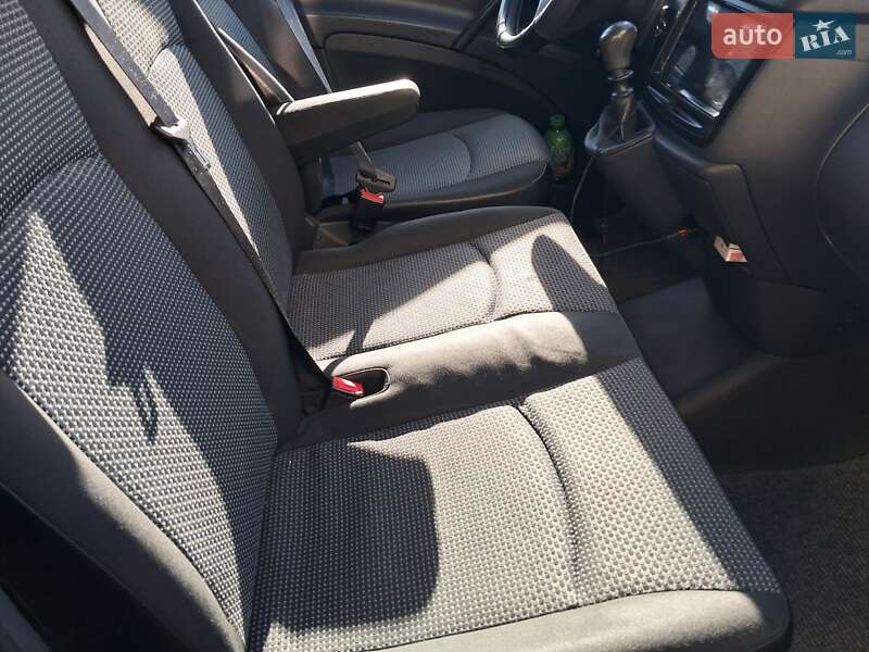 Минивэн Mercedes-Benz Vito 2011 в Львове фото 27 Минивэн Mercedes-Benz Vito 2011 в Львове