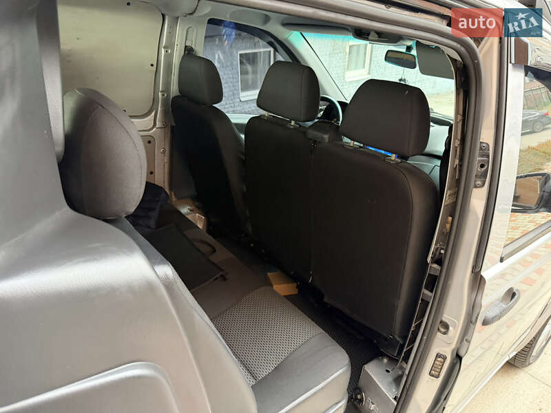 Грузовой фургон Mercedes-Benz Vito 2013 в Белой Церкви