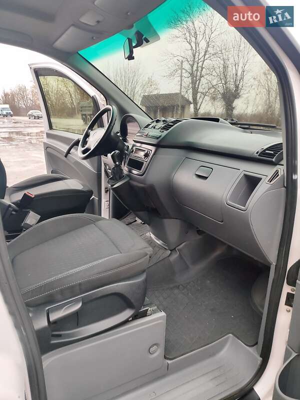 Минивэн Mercedes-Benz Vito 2005 в Шептицькому