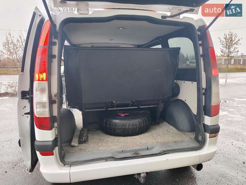 Минивэн Mercedes-Benz Vito 2005 в Шептицькому