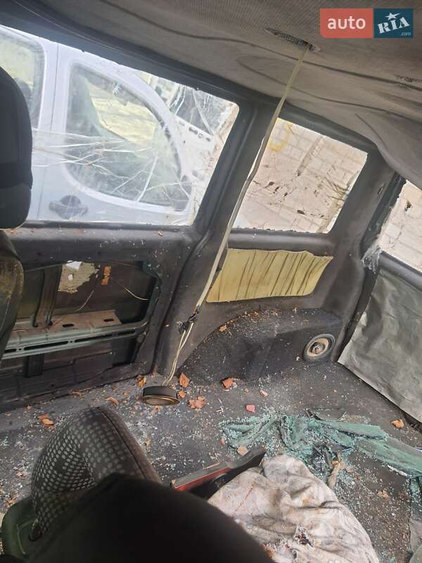 Мінівен Mercedes-Benz Vito 2001 в Херсоні