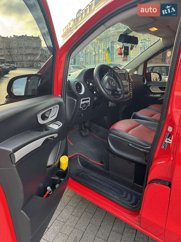 Минивэн Mercedes-Benz Vito 2015 в Одессе фото 8 Минивэн Mercedes-Benz Vito 2015 в Одессе