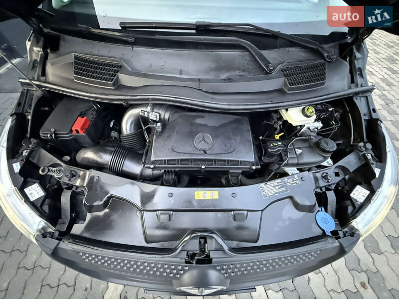 Минивэн Mercedes-Benz Vito 2016 в Черновцах