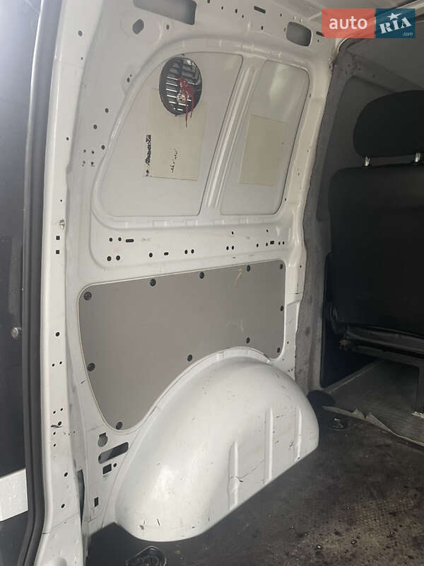 Микроавтобус грузовой (до 3,5т) Mercedes-Benz Vito 2013 в Виноградове