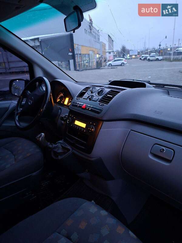 Минивэн Mercedes-Benz Vito 2010 в Ивано-Франковске