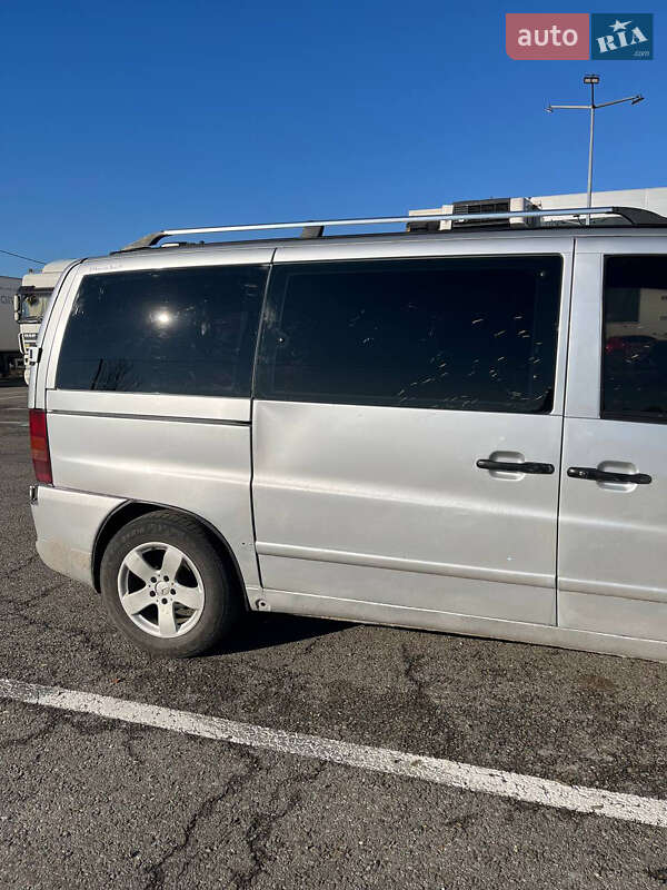 Минивэн Mercedes-Benz Vito 2000 в Черновцах
