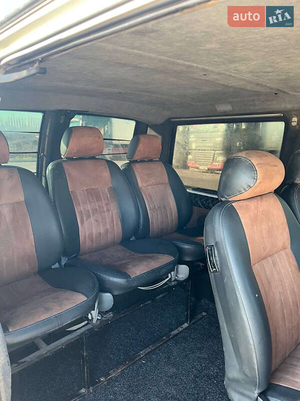 Минивэн Mercedes-Benz Vito 2000 в Черновцах