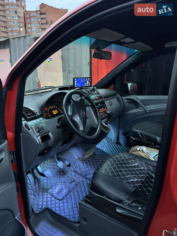 Мінівен Mercedes-Benz Vito 2006 в Києві