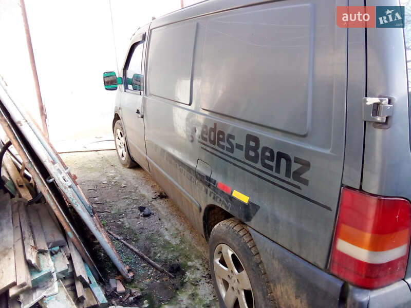 Вантажний фургон Mercedes-Benz Vito 2002 в Новій Одесі