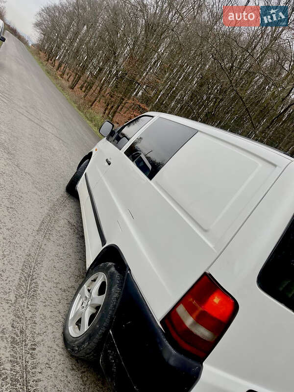 Минивэн Mercedes-Benz Vito 1997 в Иршаве