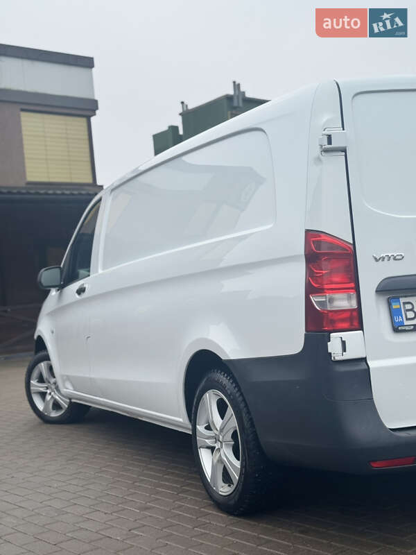 Грузовой фургон Mercedes-Benz Vito 2017 в Ровно