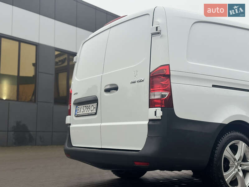 Грузовой фургон Mercedes-Benz Vito 2017 в Ровно
