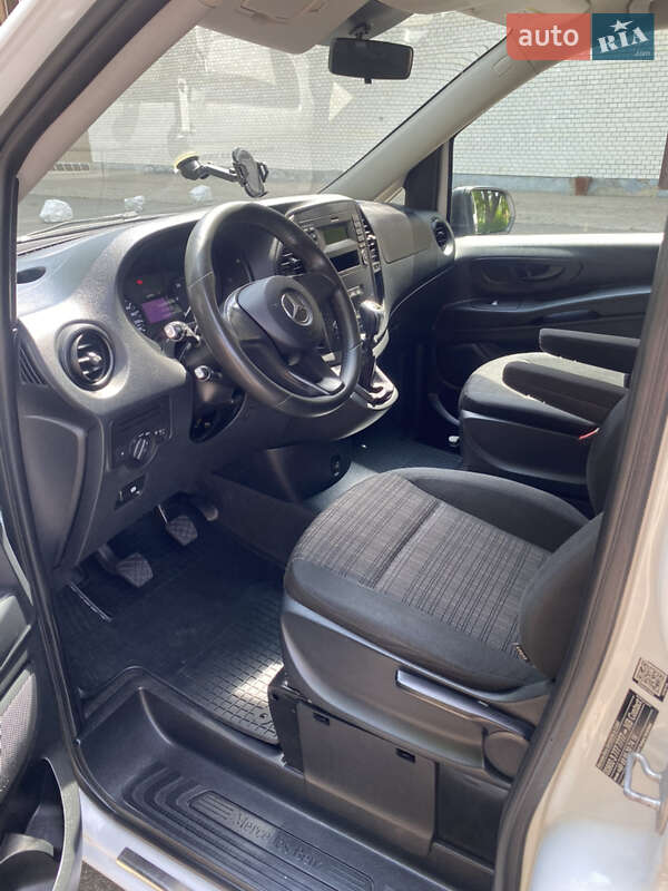 Минивэн Mercedes-Benz Vito 2016 в Умани фото 18 Минивэн Mercedes-Benz Vito 2016 в Умани