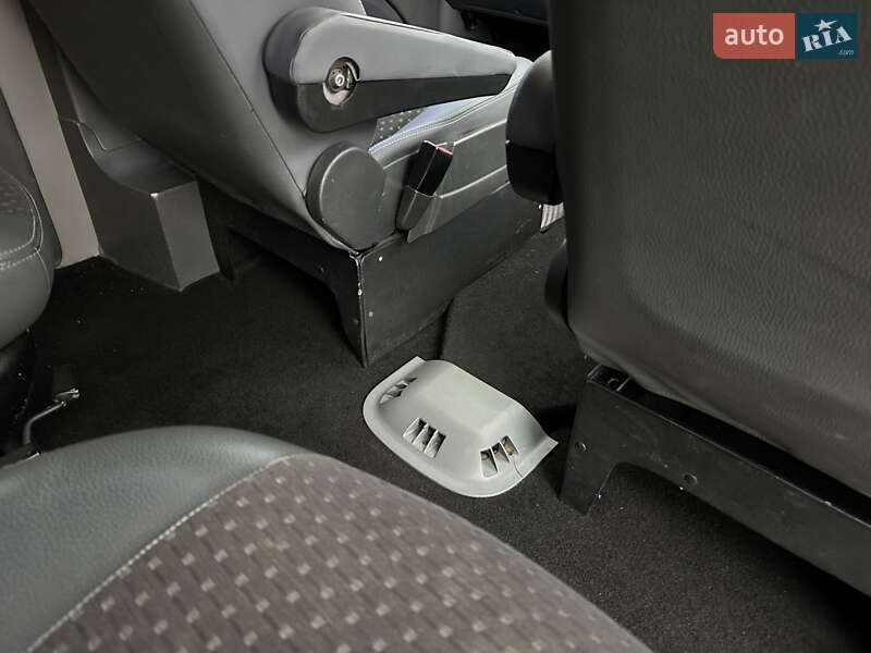 Минивэн Mercedes-Benz Vito 2008 в Николаеве фото 26 Минивэн Mercedes-Benz Vito 2008 в Николаеве