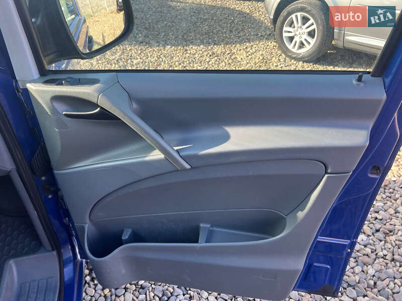 Мінівен Mercedes-Benz Vito 2004 в Івано-Франківську фото 15 Мінівен Mercedes-Benz Vito 2004 в Івано-Франківську