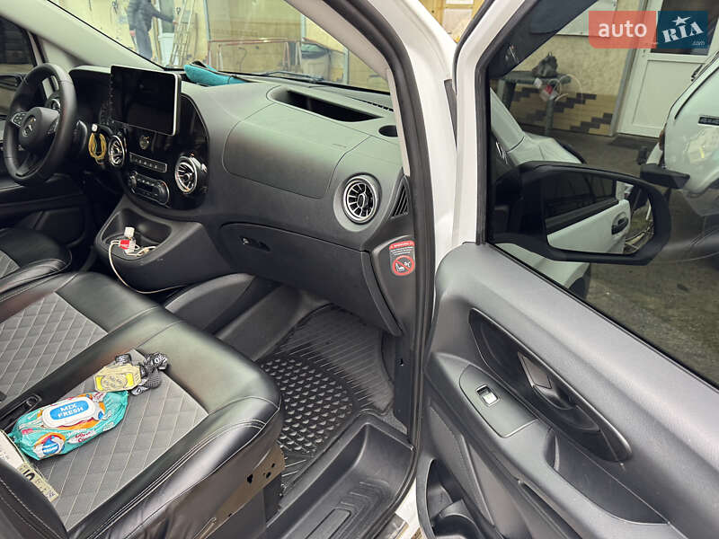 Мікроавтобус вантажний (до 3,5т) Mercedes-Benz Vito 2016 в Березівці фото 17 Мікроавтобус вантажний (до 3,5т) Mercedes-Benz Vito 2016 в Березівці